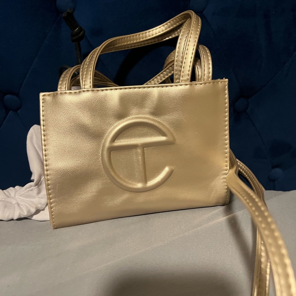 Telfar small shopper